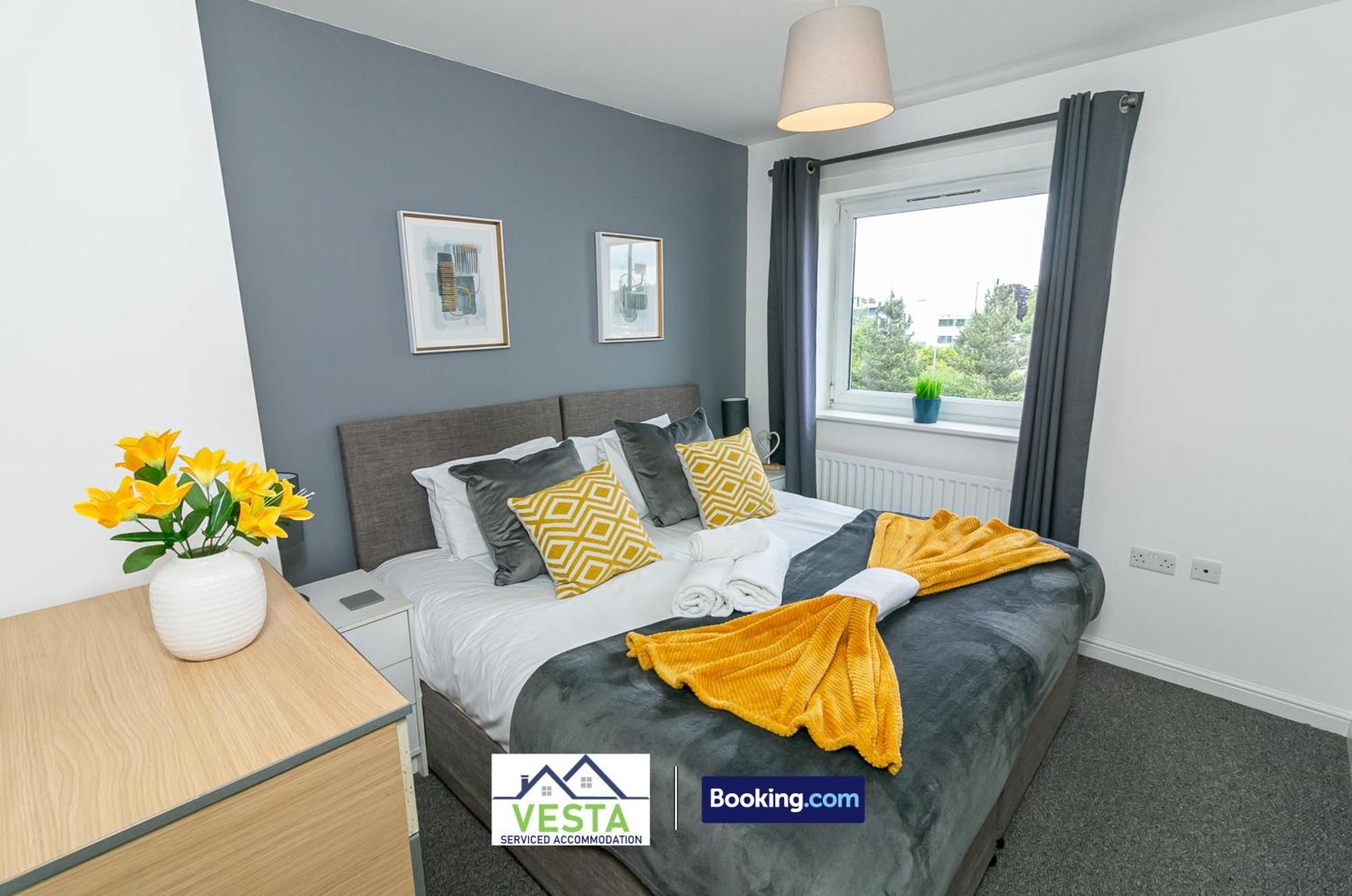 Two Bedrooms Apartment By Vesta Serviced Accommodation & Short Lets Hatfield With Free Wifi Ngoại thất bức ảnh
